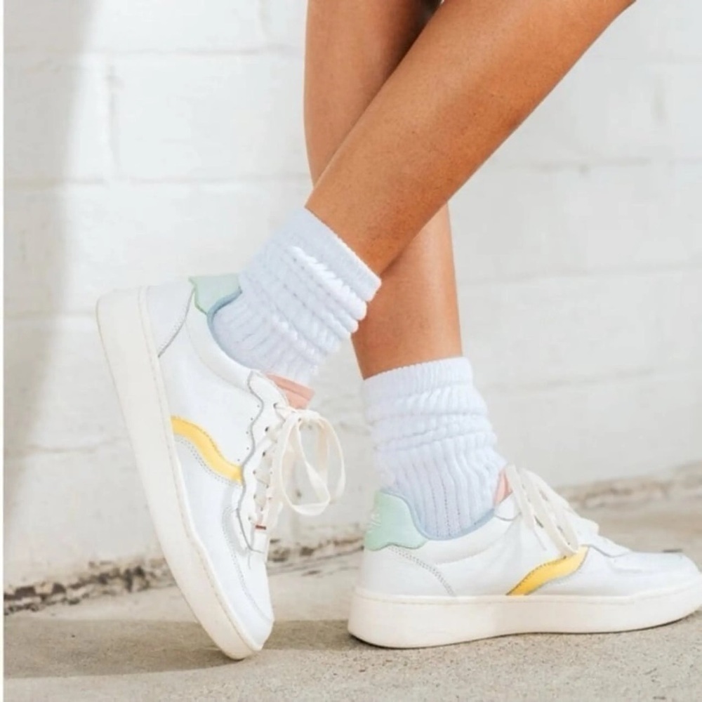 Soludos Women's Roma Sneakers Pastel Yellow White Sz 10 (EU 40.5) Retro Low Tops